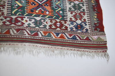 Eski Türk Halılarından ve Kilimlerinden Örnekler- Samples of The Old Turkish Carpets And Kılıms - 5